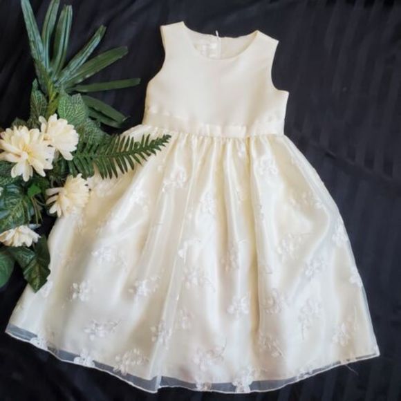 American Princess Size 6x Ivory Tulle Formal Flower Girl Dress - Picture 1 of 10